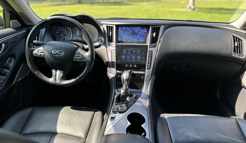 
								Used 2017 Infiniti Q50 full									