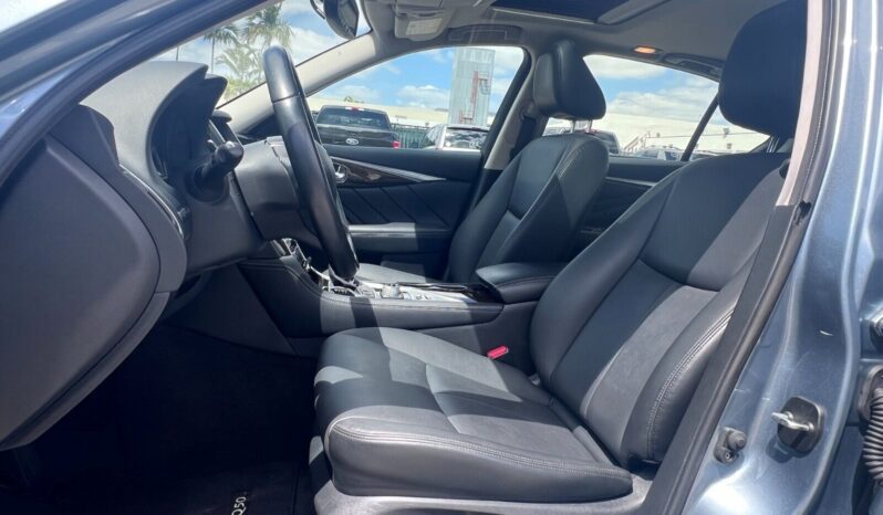 
								Used 2018 Infiniti Q50 full									