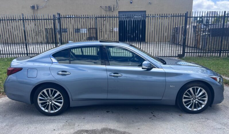 
								Used 2018 Infiniti Q50 full									