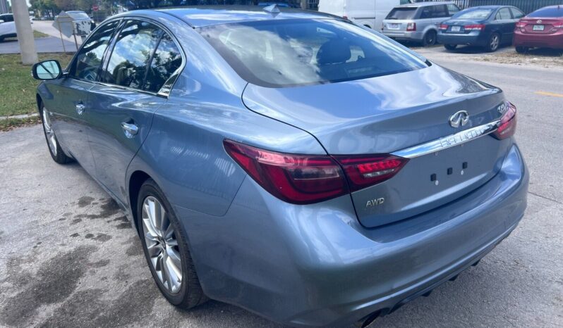 
								Used 2018 Infiniti Q50 full									