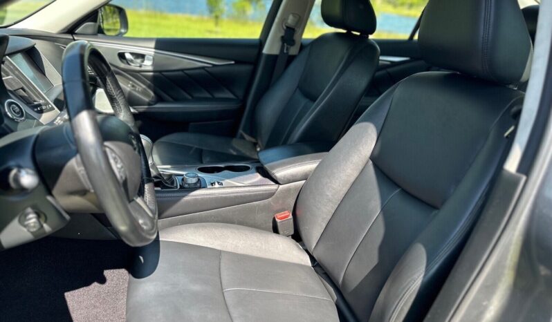 
								Used 2017 Infiniti Q50 full									