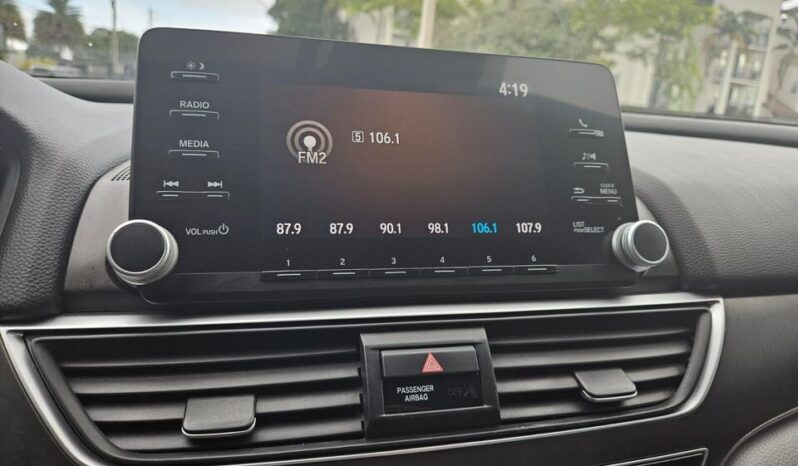 
								Used 2018 Honda Accord full									