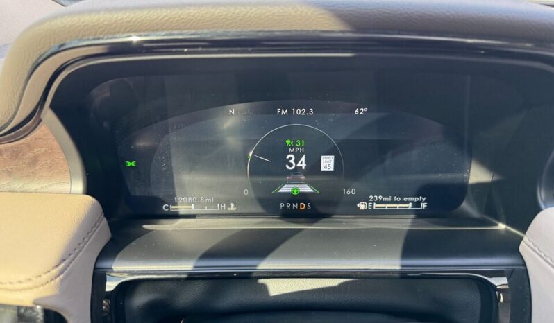 
								Used 2022 LINCOLN NAUTILUS RESERVE full									