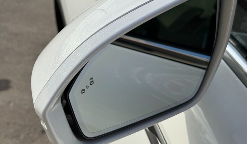 
								Used 2022 LINCOLN NAUTILUS RESERVE full									