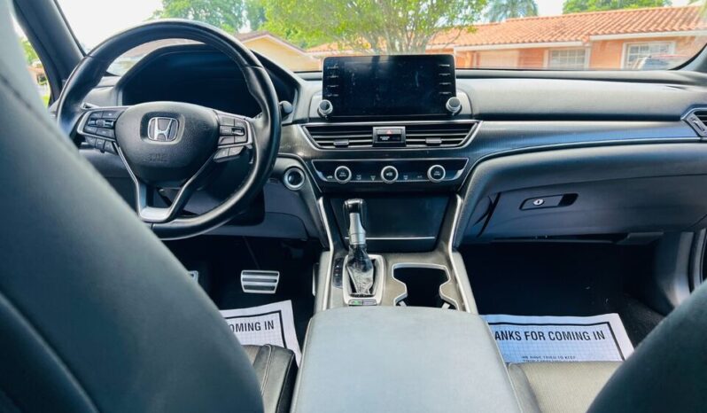 
								Used Honda Accord full									