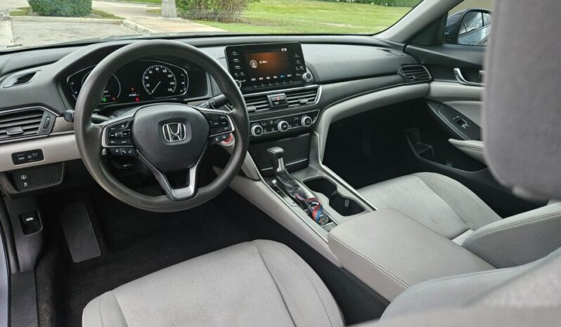 
								Used 2018 Honda Accord full									