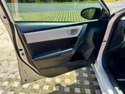 
										Used 2017 Toyota Corolla full									